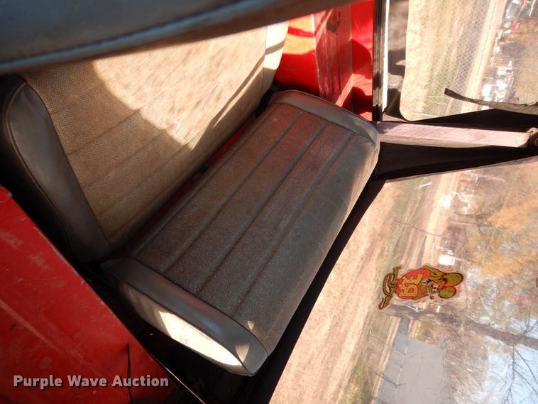 image for item DJ8137 1994 Jeep Wrangler  SUV