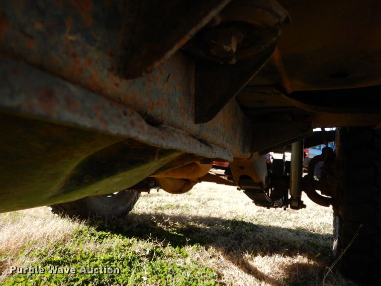 image for item DJ8137 1994 Jeep Wrangler  SUV