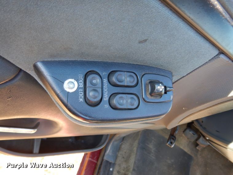 image for item DJ8138 1993 Ford F150  pickup truck