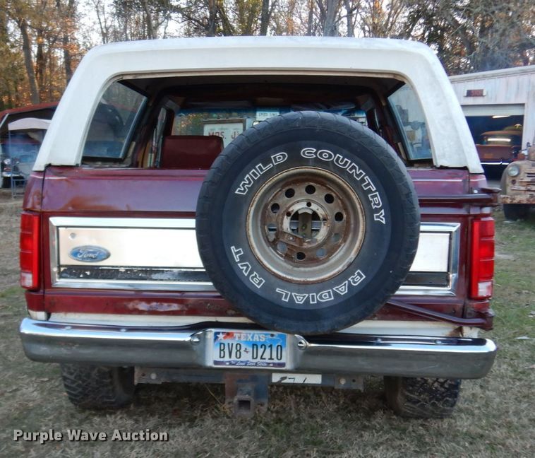 image for item DJ8139 1982 Ford Bronco  SUV