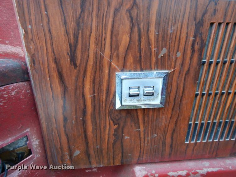 image for item DJ8139 1982 Ford Bronco  SUV