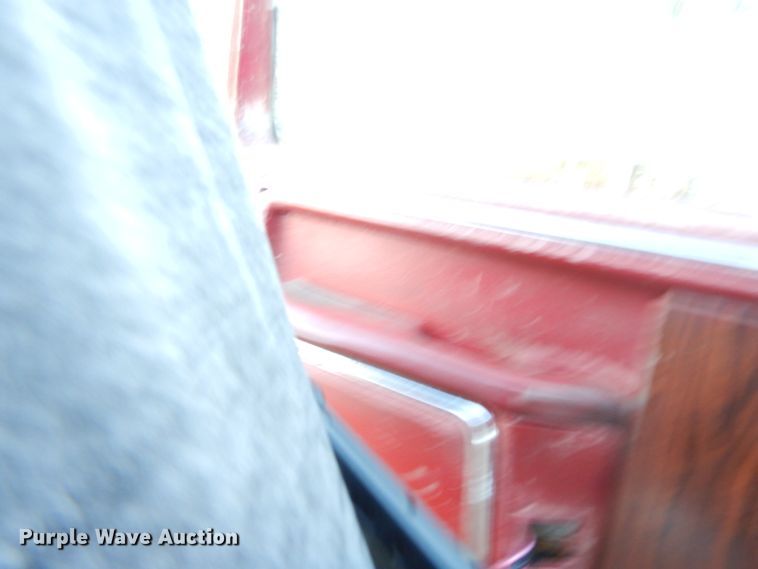 image for item DJ8139 1982 Ford Bronco  SUV