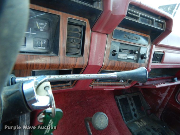 image for item DJ8139 1982 Ford Bronco  SUV