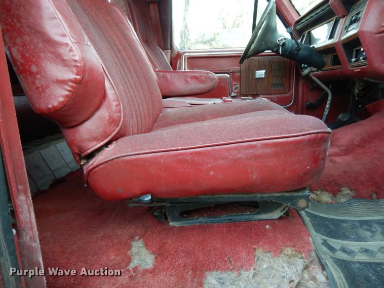 image for item DJ8139 1982 Ford Bronco  SUV