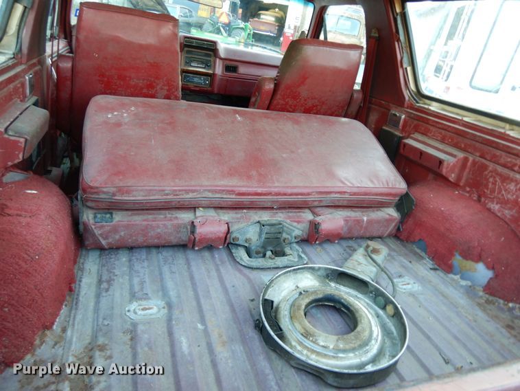 image for item DJ8139 1982 Ford Bronco  SUV