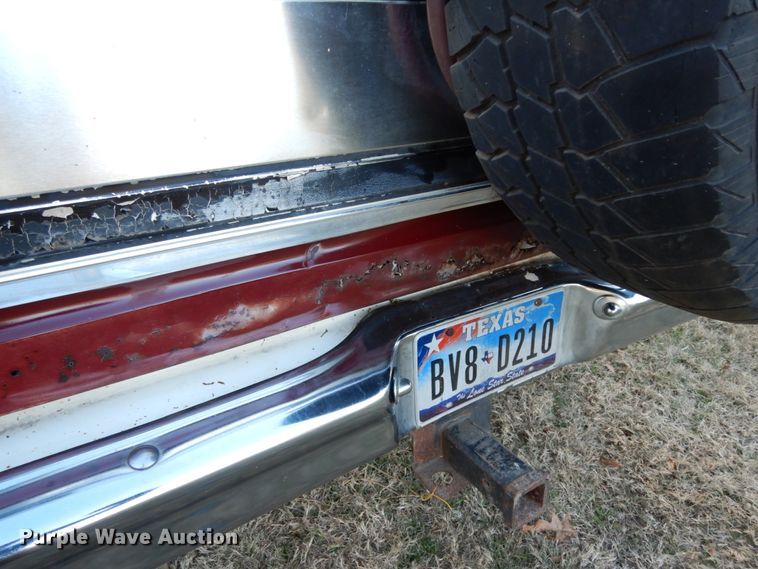 image for item DJ8139 1982 Ford Bronco  SUV