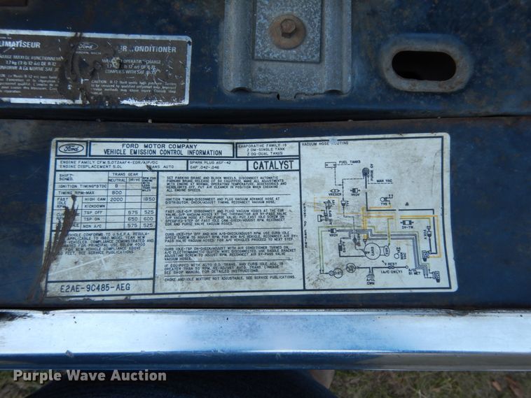 image for item DJ8139 1982 Ford Bronco  SUV