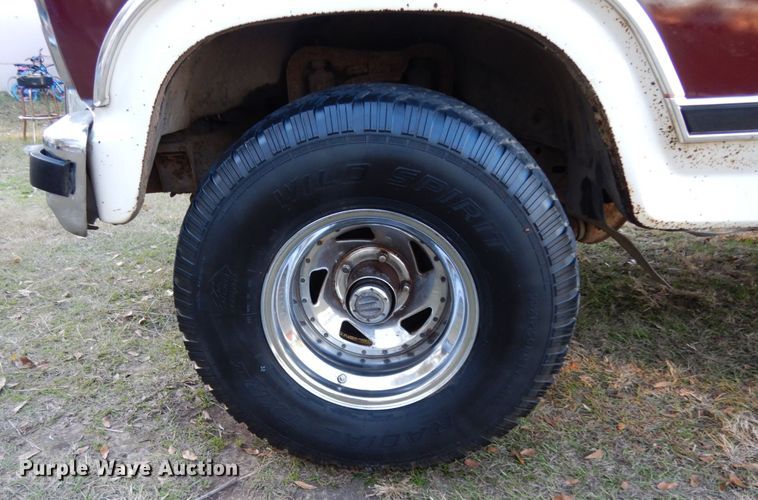 image for item DJ8139 1982 Ford Bronco  SUV