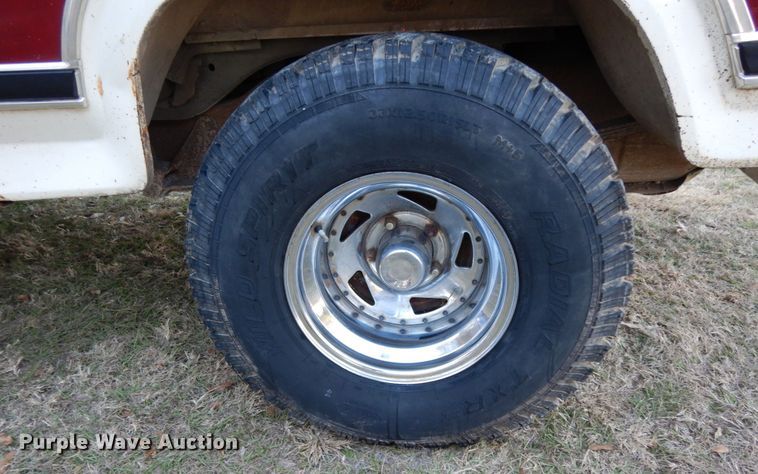 image for item DJ8139 1982 Ford Bronco  SUV