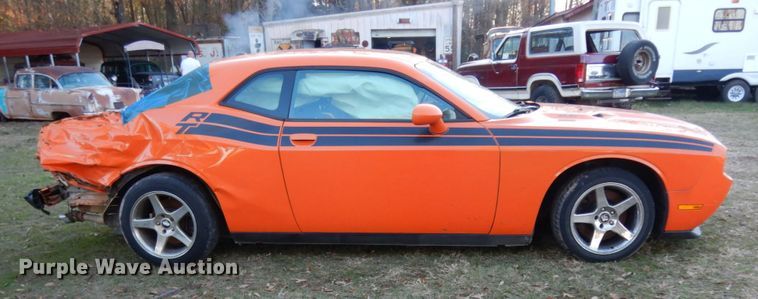 image for item DJ8140 2014 Dodge Challenger RT