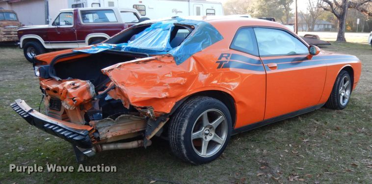 image for item DJ8140 2014 Dodge Challenger RT