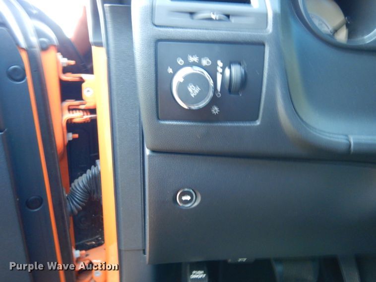 image for item DJ8140 2014 Dodge Challenger RT