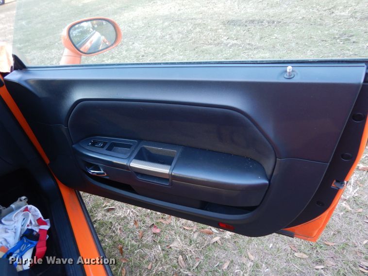 image for item DJ8140 2014 Dodge Challenger RT