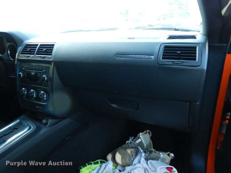 image for item DJ8140 2014 Dodge Challenger RT