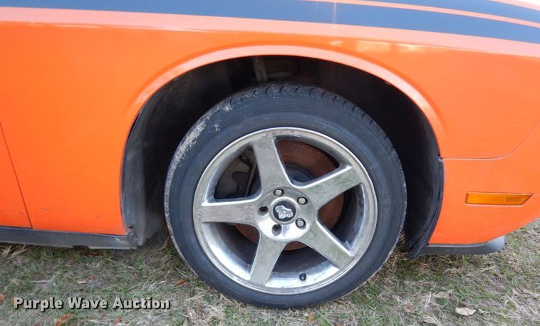 image for item DJ8140 2014 Dodge Challenger RT