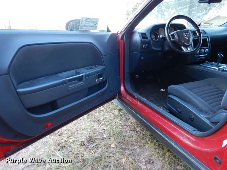 image for item DJ8141 2011 Dodge Challenger