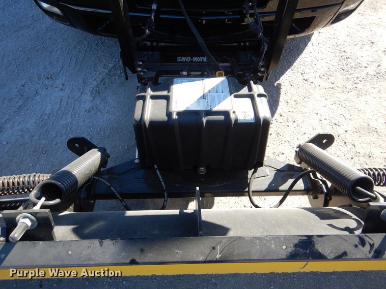 image for item DJ8570 2013 Chevrolet Silverado 1500  Crew Cab pickup truck