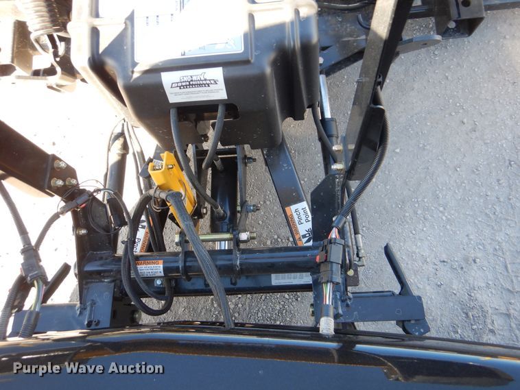 image for item DJ8570 2013 Chevrolet Silverado 1500  Crew Cab pickup truck