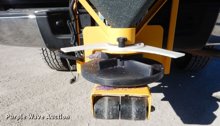 image for item DJ8570 2013 Chevrolet Silverado 1500  Crew Cab pickup truck