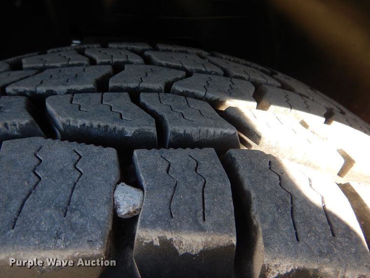 image for item DJ8570 2013 Chevrolet Silverado 1500  Crew Cab pickup truck