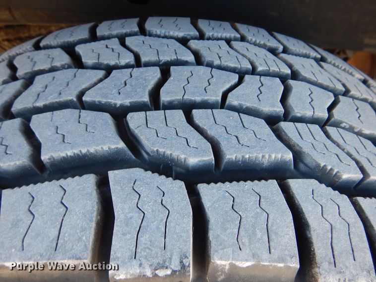 image for item DJ8570 2013 Chevrolet Silverado 1500  Crew Cab pickup truck