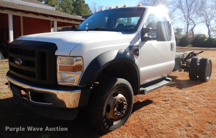 image for item DJ8571 2009 Ford F450 Super Duty  truck cab and chassis