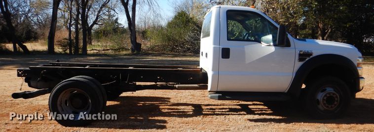 image for item DJ8571 2009 Ford F450 Super Duty  truck cab and chassis
