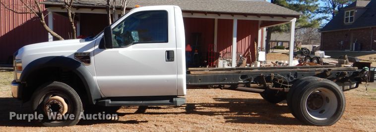 image for item DJ8571 2009 Ford F450 Super Duty  truck cab and chassis