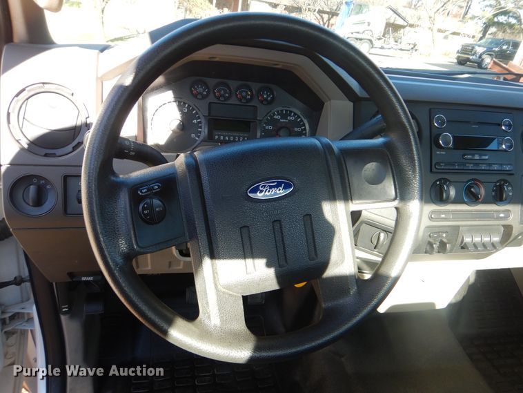 image for item DJ8571 2009 Ford F450 Super Duty  truck cab and chassis