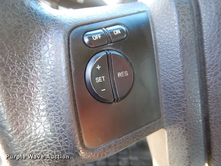 image for item DJ8571 2009 Ford F450 Super Duty  truck cab and chassis