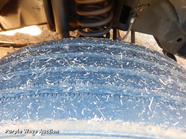 image for item DJ8571 2009 Ford F450 Super Duty  truck cab and chassis