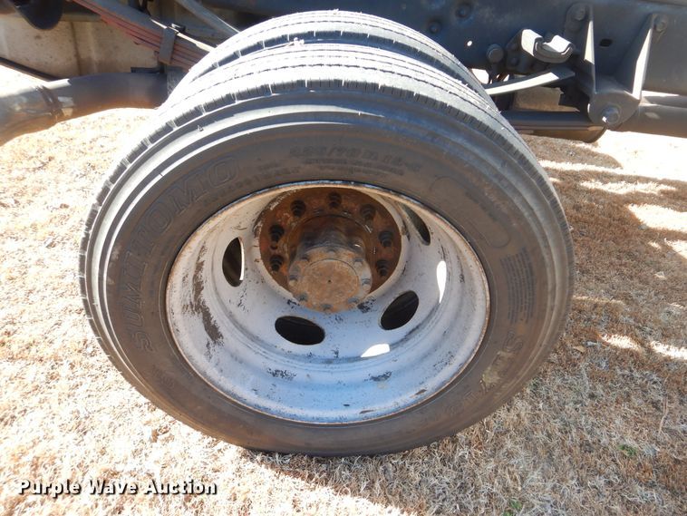 image for item DJ8571 2009 Ford F450 Super Duty  truck cab and chassis