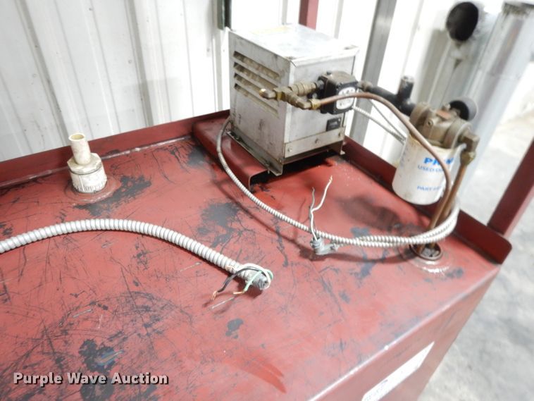 image for item DL2522 2005 Reznor RA350 waste oil heater