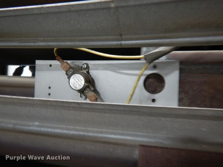 image for item DL2523 2005 Reznor RA350 waste oil heater