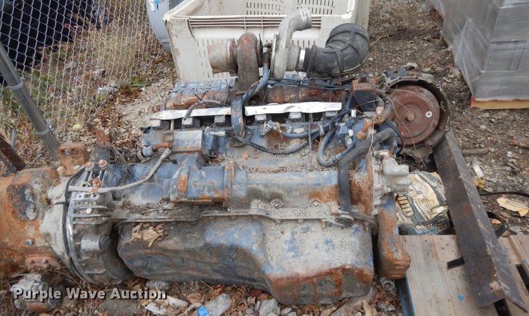 image for item DL2541 Mack six cylinder diesel engine