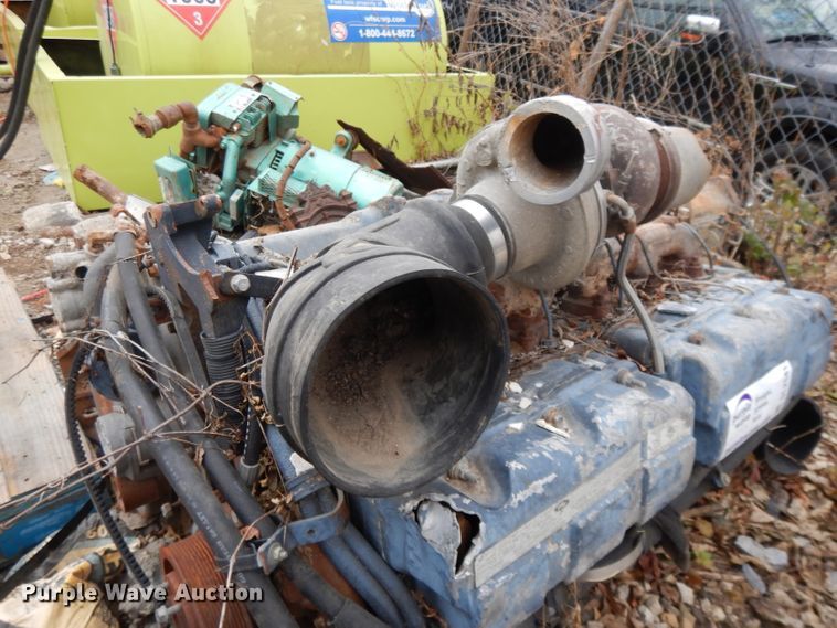 image for item DL2541 Mack six cylinder diesel engine