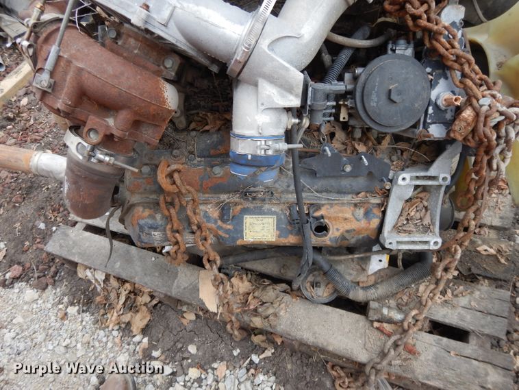 image for item DL2542 (2) 7.3L V8 diesel engines