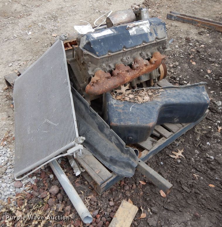 image for item DL2542 (2) 7.3L V8 diesel engines