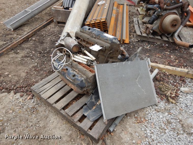 image for item DL2542 (2) 7.3L V8 diesel engines