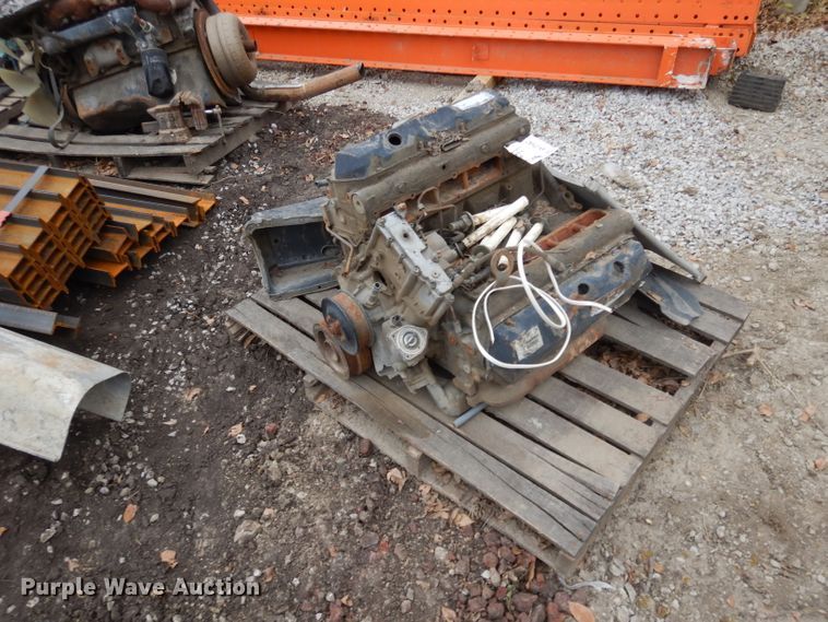 image for item DL2542 (2) 7.3L V8 diesel engines