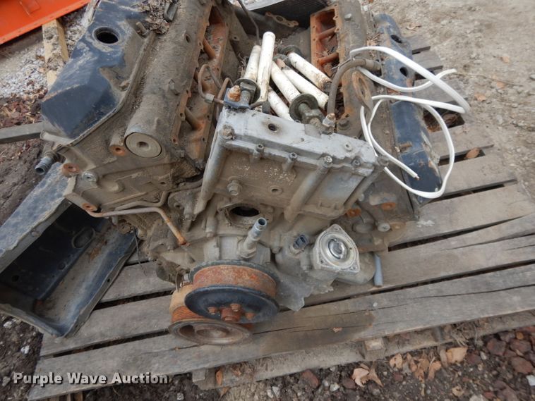 image for item DL2542 (2) 7.3L V8 diesel engines