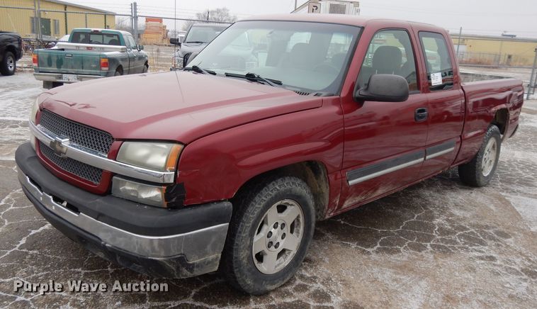 image for item DL2545 2005  Chevrolet Silverado 1500  Ext. Cab pickup truck