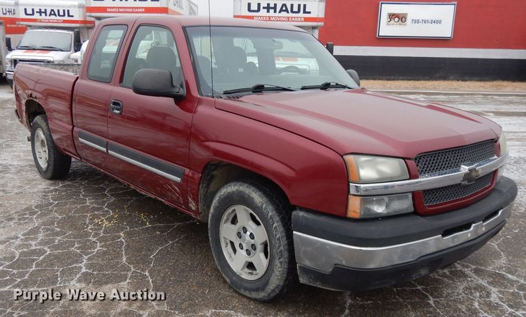 image for item DL2545 2005  Chevrolet Silverado 1500  Ext. Cab pickup truck
