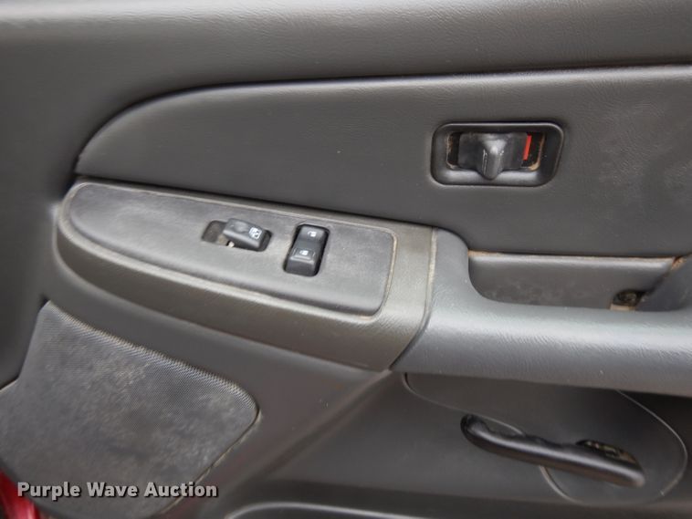 image for item DL2545 2005  Chevrolet Silverado 1500  Ext. Cab pickup truck