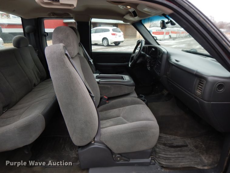 image for item DL2545 2005  Chevrolet Silverado 1500  Ext. Cab pickup truck