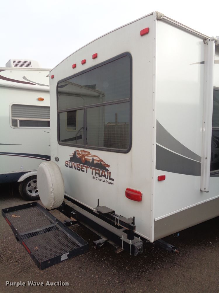 image for item EF9679 2011 CrossRoads Sunset Trail  camper