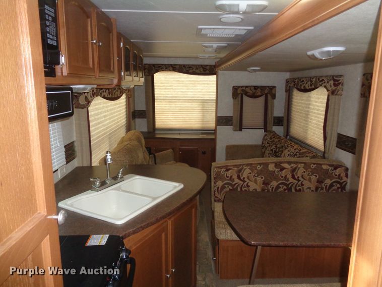 image for item EF9679 2011 CrossRoads Sunset Trail  camper