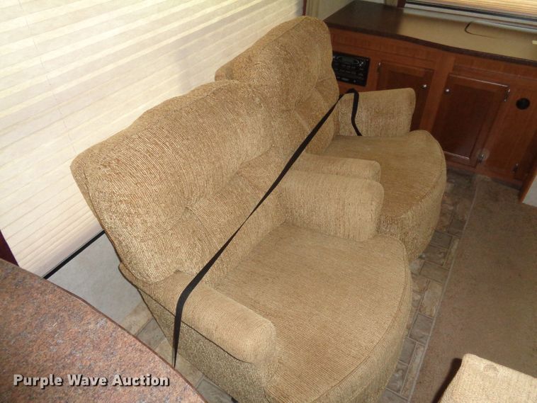 image for item EF9679 2011 CrossRoads Sunset Trail  camper