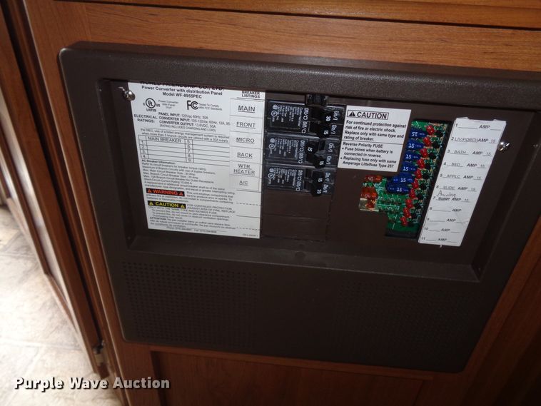 image for item EF9679 2011 CrossRoads Sunset Trail  camper