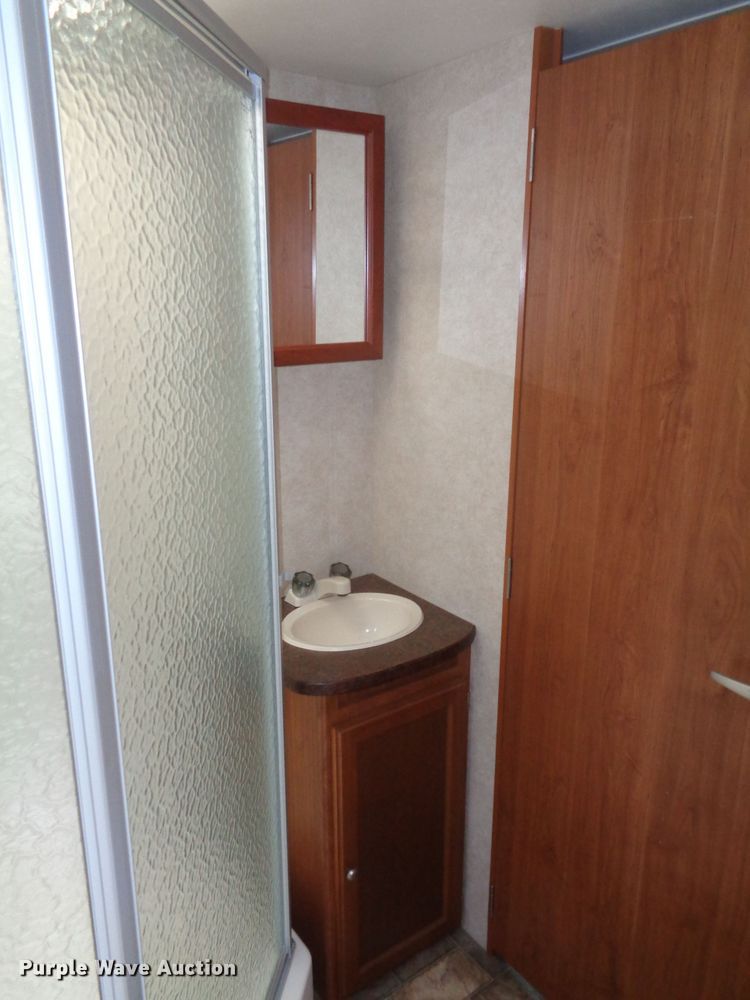 image for item EF9679 2011 CrossRoads Sunset Trail  camper